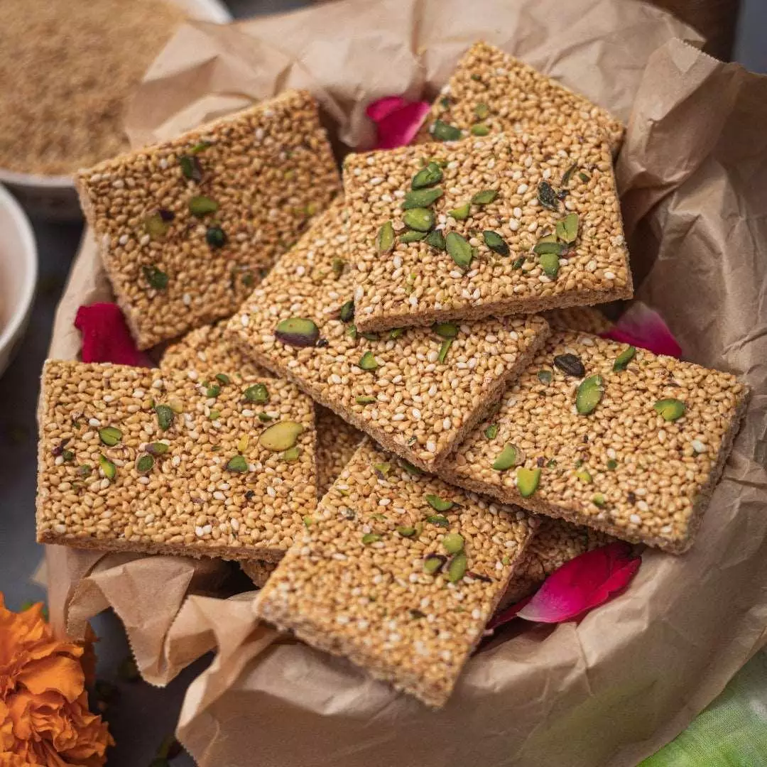 Narayanji Tilsakri Gajak